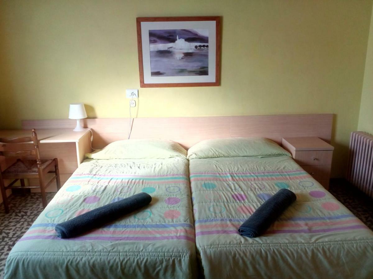Alberg Sprint Banyoles Dış mekan fotoğraf